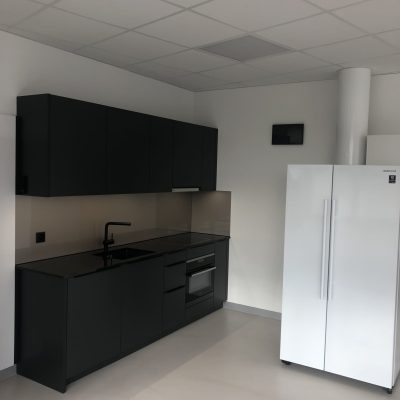 a0b875d4-4129-4ef3-a71e-ea18d89ae67b